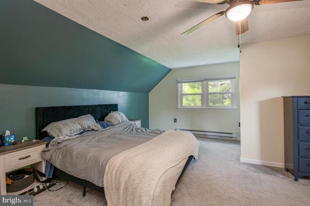 136 BRADLEY AVE, Reading, PA 19608