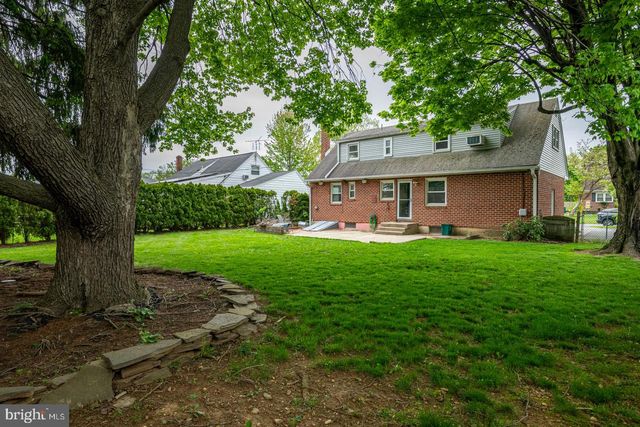 136 BRADLEY AVE, Reading, PA 19608