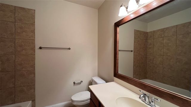 517 Highpark Court, Lake Dallas, TX 75065