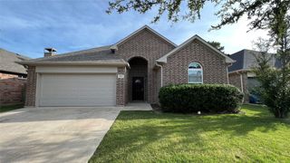 517 Highpark Court, Lake Dallas, TX 75065