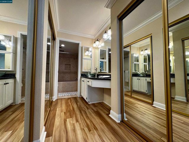 1640 San Miguel Dr, Walnut Creek, CA 94596