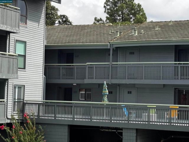 1640 San Miguel Dr, Walnut Creek, CA 94596