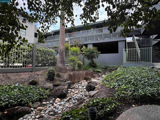 1640 San Miguel Dr, Walnut Creek, CA 94596