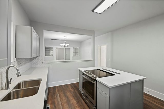 17507 Wild Oak Drive, Houston, TX 77090