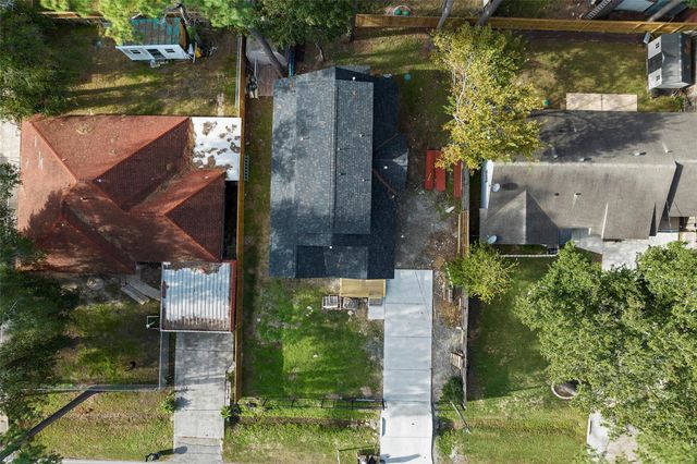 17507 Wild Oak Drive, Houston, TX 77090