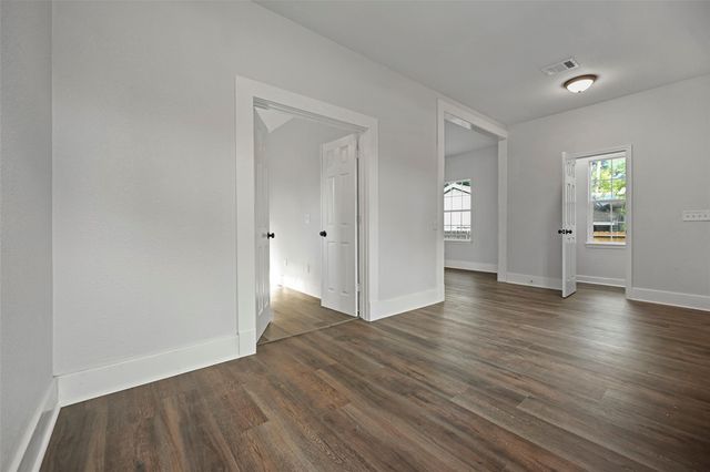 17507 Wild Oak Drive, Houston, TX 77090