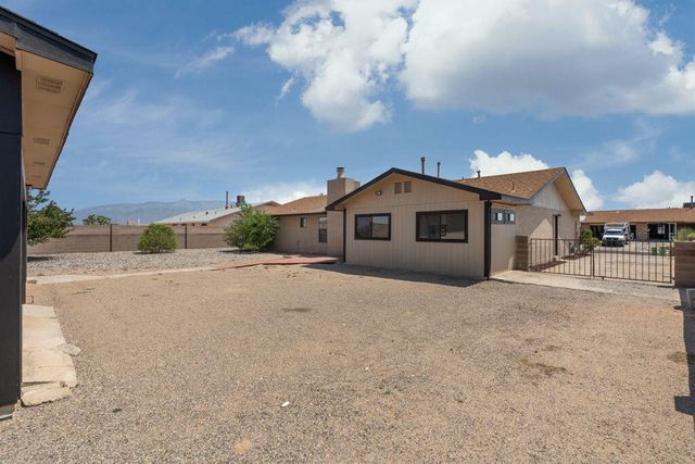 4505 Quartz Drive NE, Rio Rancho, NM 87124
