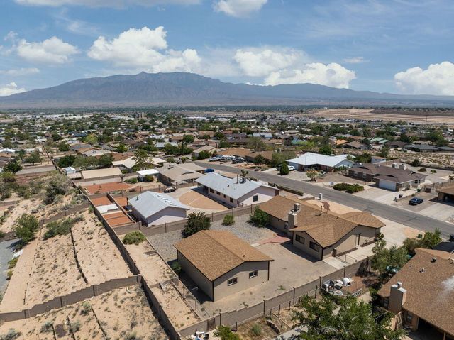 4505 Quartz Drive NE, Rio Rancho, NM 87124