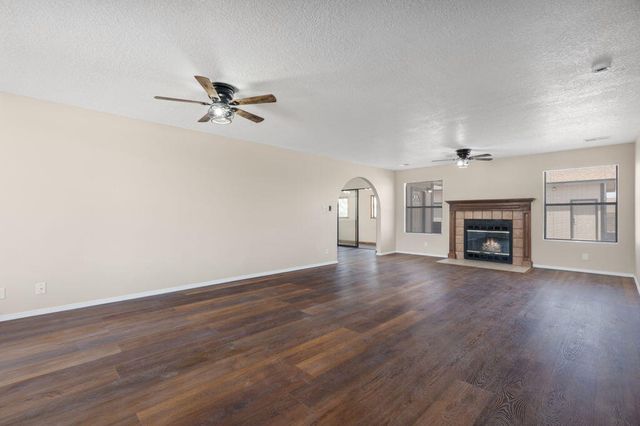 4505 Quartz Drive NE, Rio Rancho, NM 87124