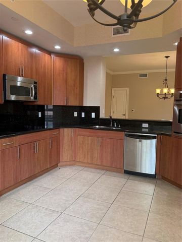 16135 Emerald Estates Drive 261, Weston, FL 33331