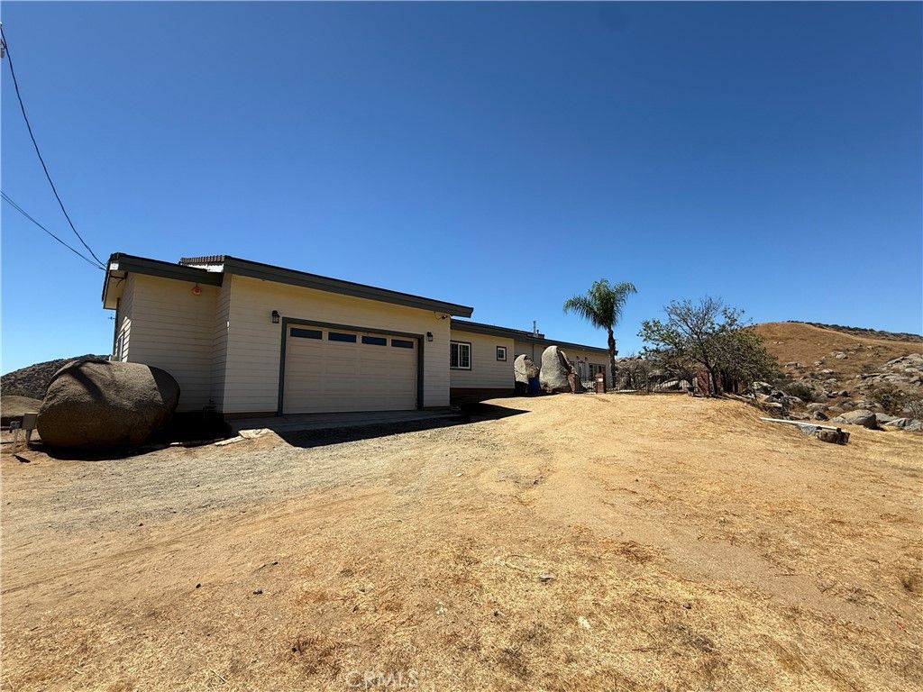19862 Starmist, Perris, CA 92570 — photo 2