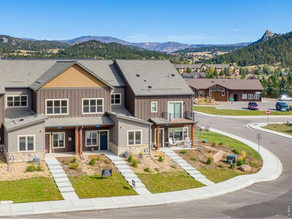 1707 Continental Peaks Cir, Estes Park, CO 80517