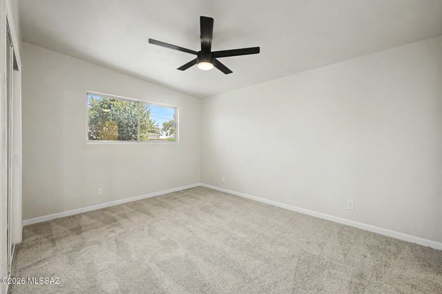 5842 E North Street, Tucson, AZ 85712