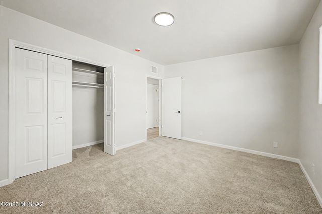 5842 E North Street, Tucson, AZ 85712