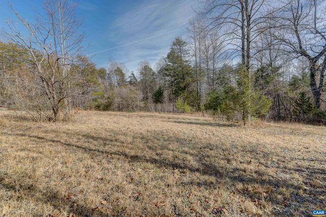 6685 JEFFERSON MILL RD, Scottsville, VA 24590