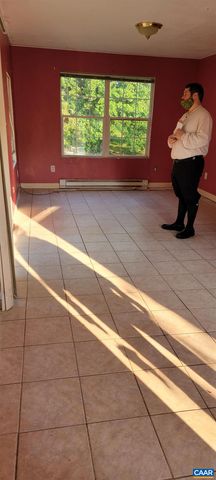 6685 JEFFERSON MILL RD, Scottsville, VA 24590