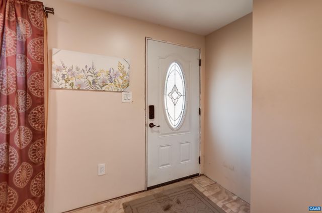 6685 JEFFERSON MILL RD, Scottsville, VA 24590