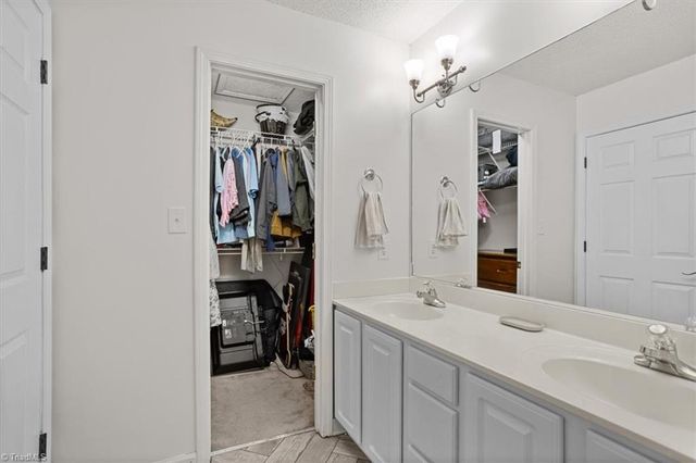 295 Calinda Drive, Thomasville, NC 27360