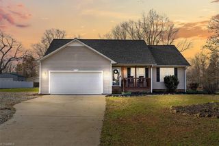 295 Calinda Drive, Thomasville, NC 27360