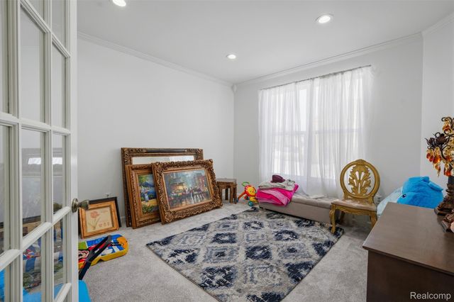 42575 Silverwood Drive, Sterling Heights, MI 48314