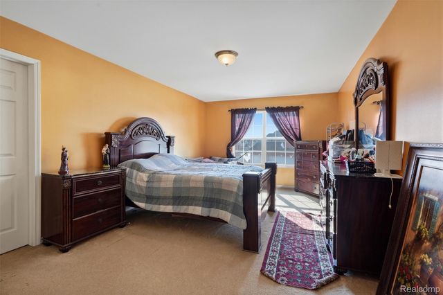 42575 Silverwood Drive, Sterling Heights, MI 48314