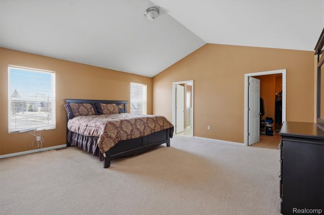 42575 Silverwood Drive, Sterling Heights, MI 48314