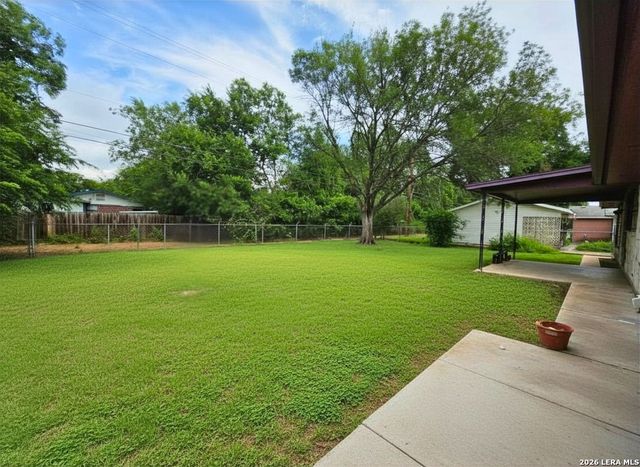 5031 HERSHEY DR, San Antonio, TX 78220