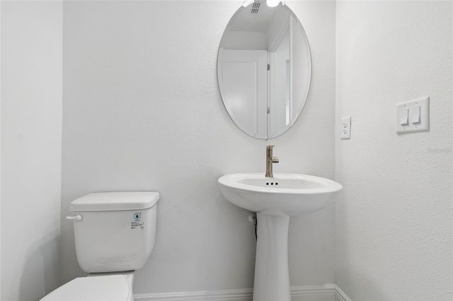 8105 SEAFLOWER PARKWAY, Bradenton, FL 34210