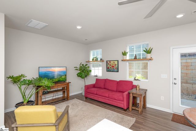 127 Wethington Way, Travelers Rest, SC 29690