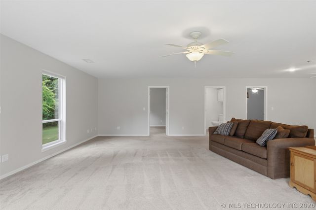 73949 Park Place, Wagoner, OK 74467