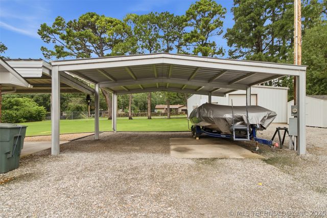 73949 Park Place, Wagoner, OK 74467