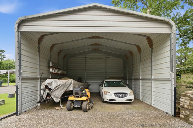 73949 Park Place, Wagoner, OK 74467