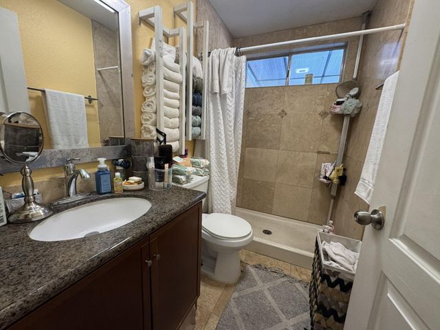 6904 Winlock Ave, Citrus Heights, CA 95621
