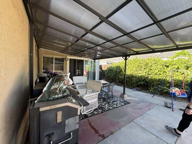 6904 Winlock Ave, Citrus Heights, CA 95621