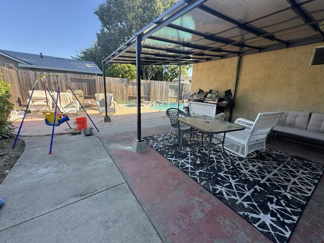 6904 Winlock Ave, Citrus Heights, CA 95621