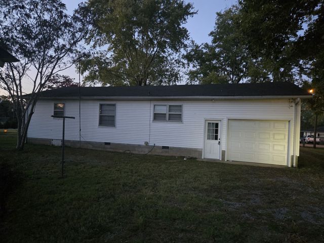 1404 Cypress St, Shelbyville, TN 37160