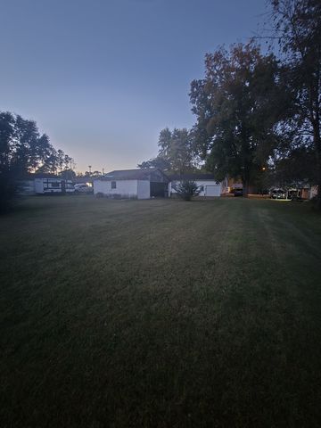 1404 Cypress St, Shelbyville, TN 37160