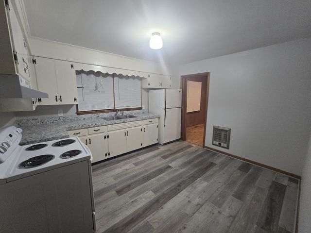 1404 Cypress St, Shelbyville, TN 37160