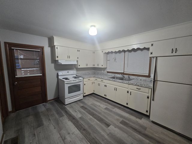 1404 Cypress St, Shelbyville, TN 37160