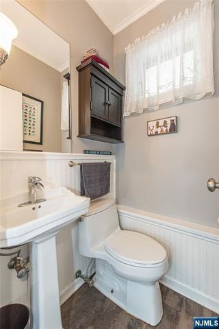 12 Ward Place, Caldwell, NJ 07006