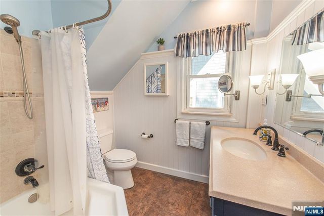 12 Ward Place, Caldwell, NJ 07006