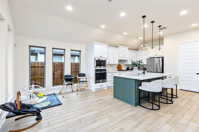 8922 Turtle Grass Drive, Cypress, TX 77433