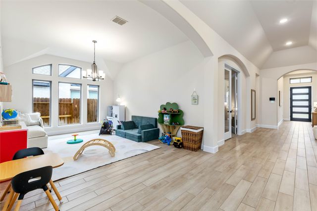 8922 Turtle Grass Drive, Cypress, TX 77433