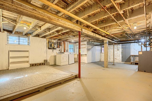 205 E 32ND, Baltimore, MD 21218