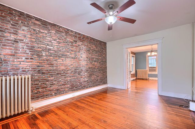 205 E 32ND, Baltimore, MD 21218
