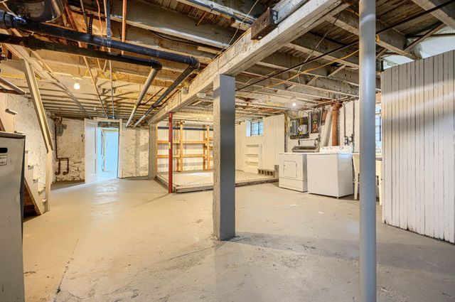 205 E 32ND, Baltimore, MD 21218