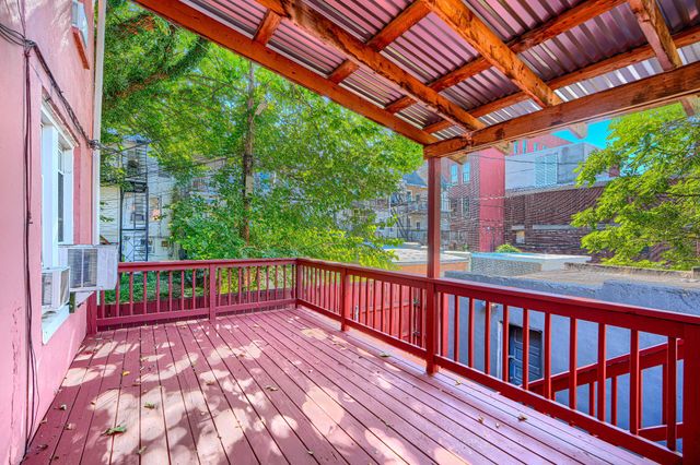205 E 32ND, Baltimore, MD 21218