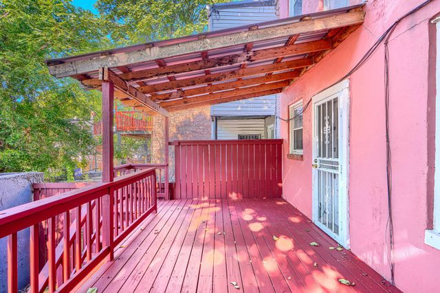 205 E 32ND, Baltimore, MD 21218