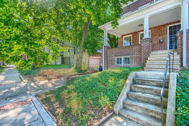205 E 32ND, Baltimore, MD 21218