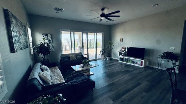 7406 Hadnot Street, Las Vegas, NV 89166